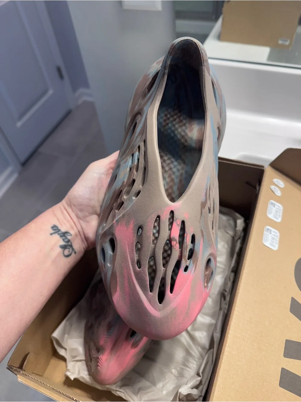 YEEZY FOAM RUNNER MX Sand Grey